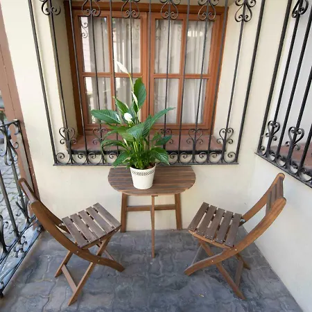Espacios Blanco Plaza Del Viejo Coso Apartment *